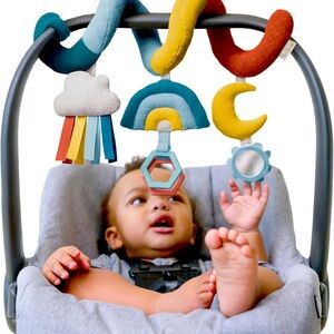 Itzy ritzy spiral car seat and stroller activity toy